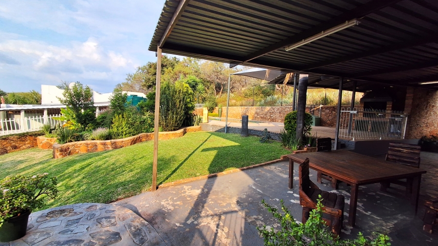 4 Bedroom Property for Sale in Safari Gardens North West